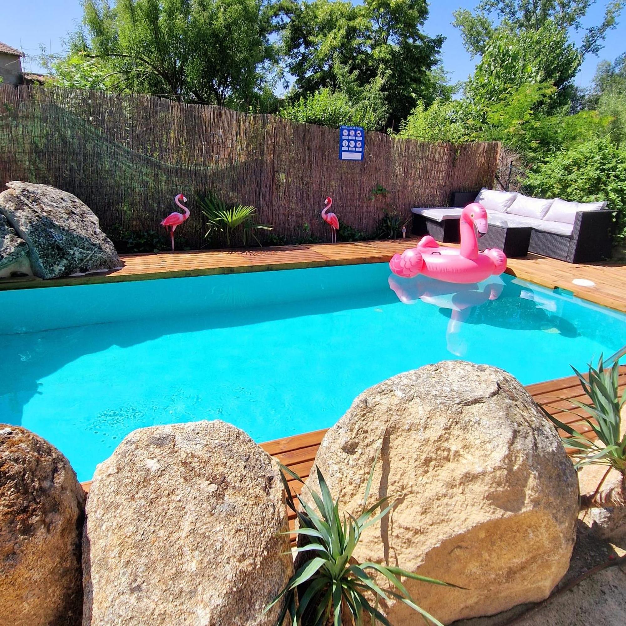 Complejo Oasis Beach Sobre El Rio Huerta  Exterior photo
