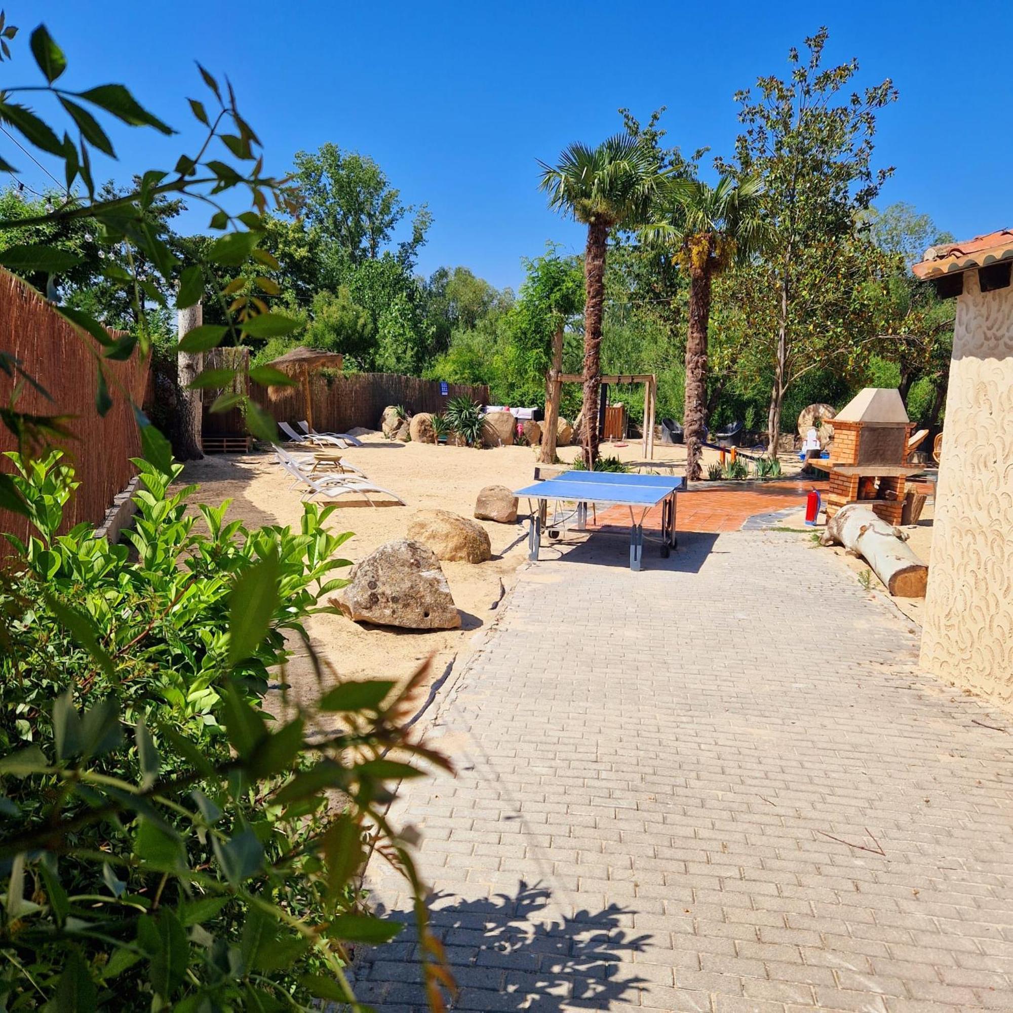 Complejo Oasis Beach Sobre El Rio Huerta  Exterior photo
